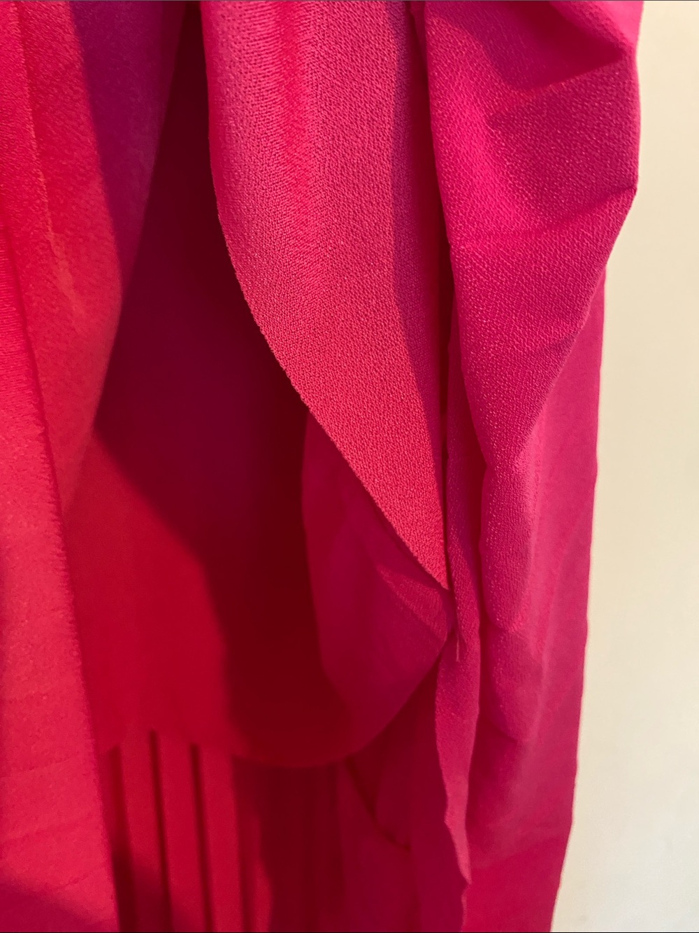 Long hot pink skirt - Picture 4 of 5